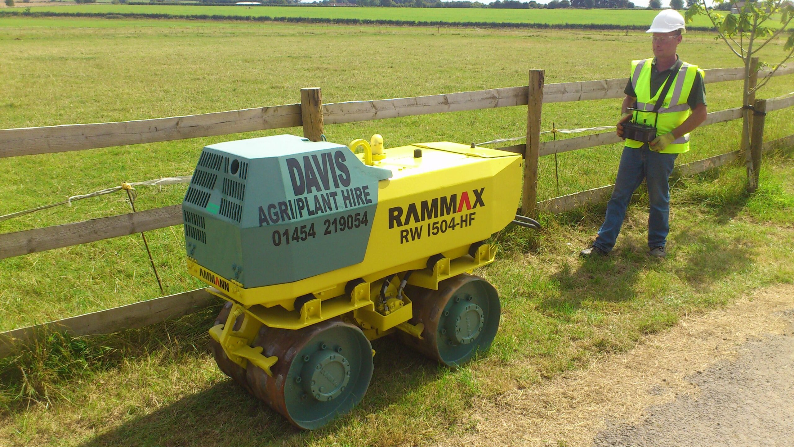 RW1504-HF RAMMAX Remote Controlled Trench and Surface Sheepsfoot Compactor