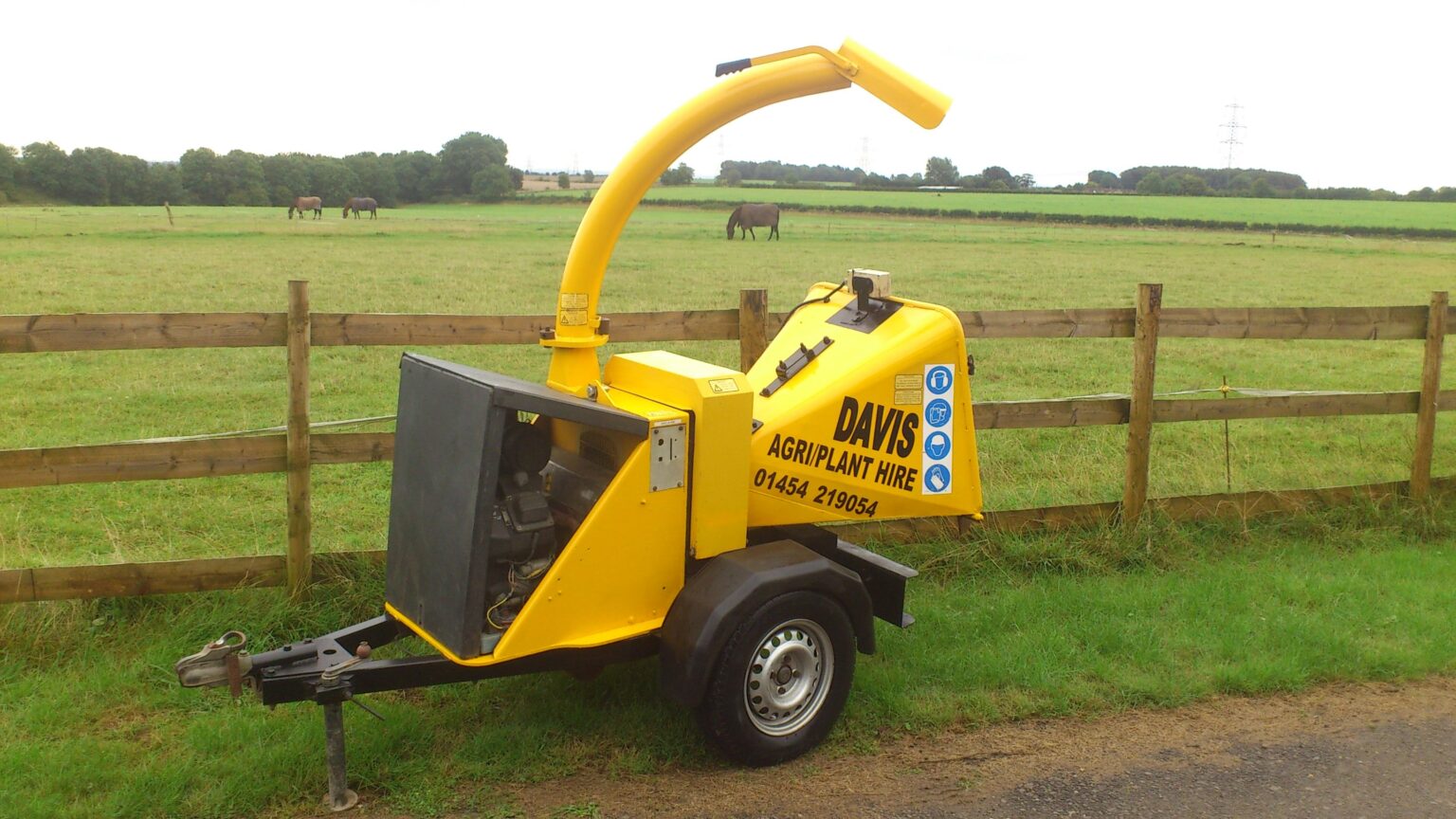Towable and Small 1 Entec Chipper DAP HIRE